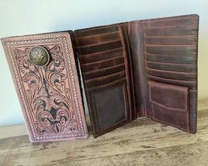 Alternative view of Leather and hide wallets