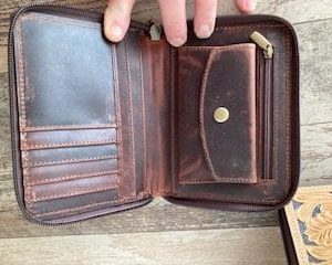 Alternative view of Tooled leather with zip all round