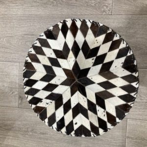 cowhide centrepiec 23"