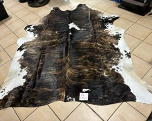 Xl cowhide 18 (4.25 sq ft)