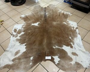 Xl cowhide 11 (7.4"x6.6")