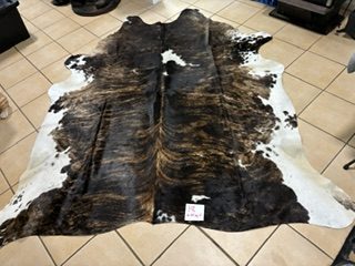 Xl cowhide 18 (4.25 sq ft)